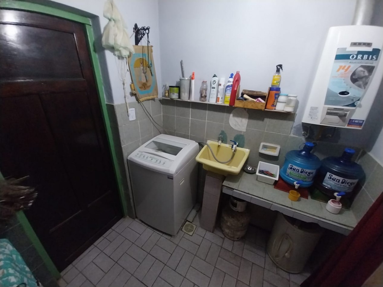 VENDO en Alto Alberdi casa 3 dormitorios excelente ubicacion