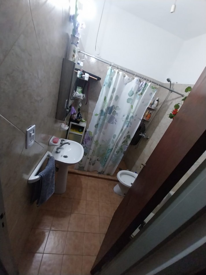 VENDO en Alto Alberdi casa 3 dormitorios excelente ubicacion