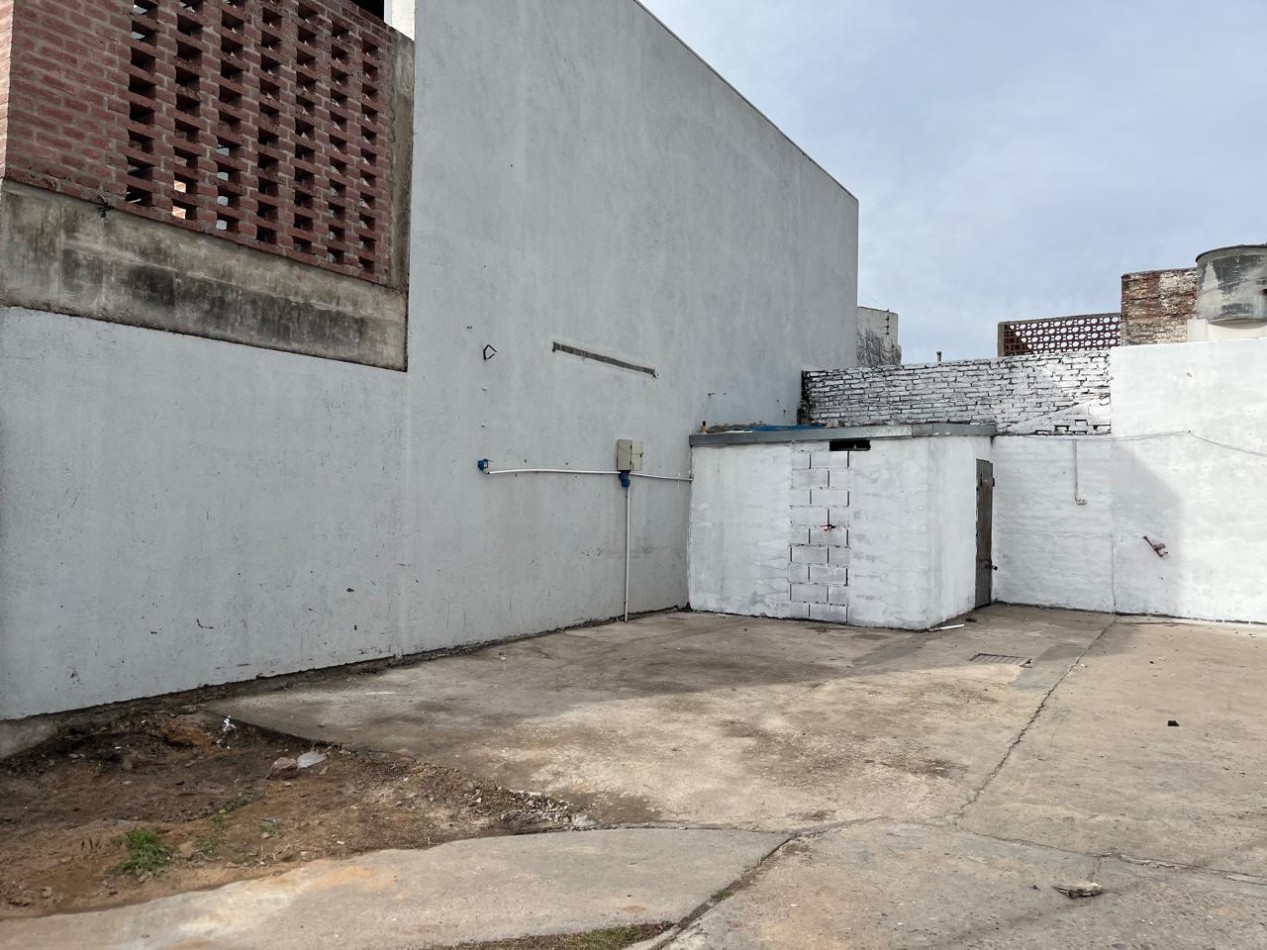 Matienzo ALQUILER terreno en esquina 300m2