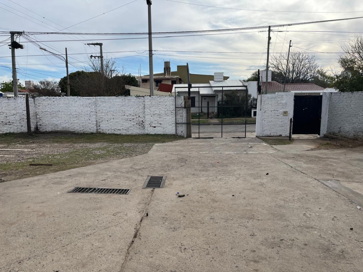 Matienzo ALQUILER terreno en esquina 300m2