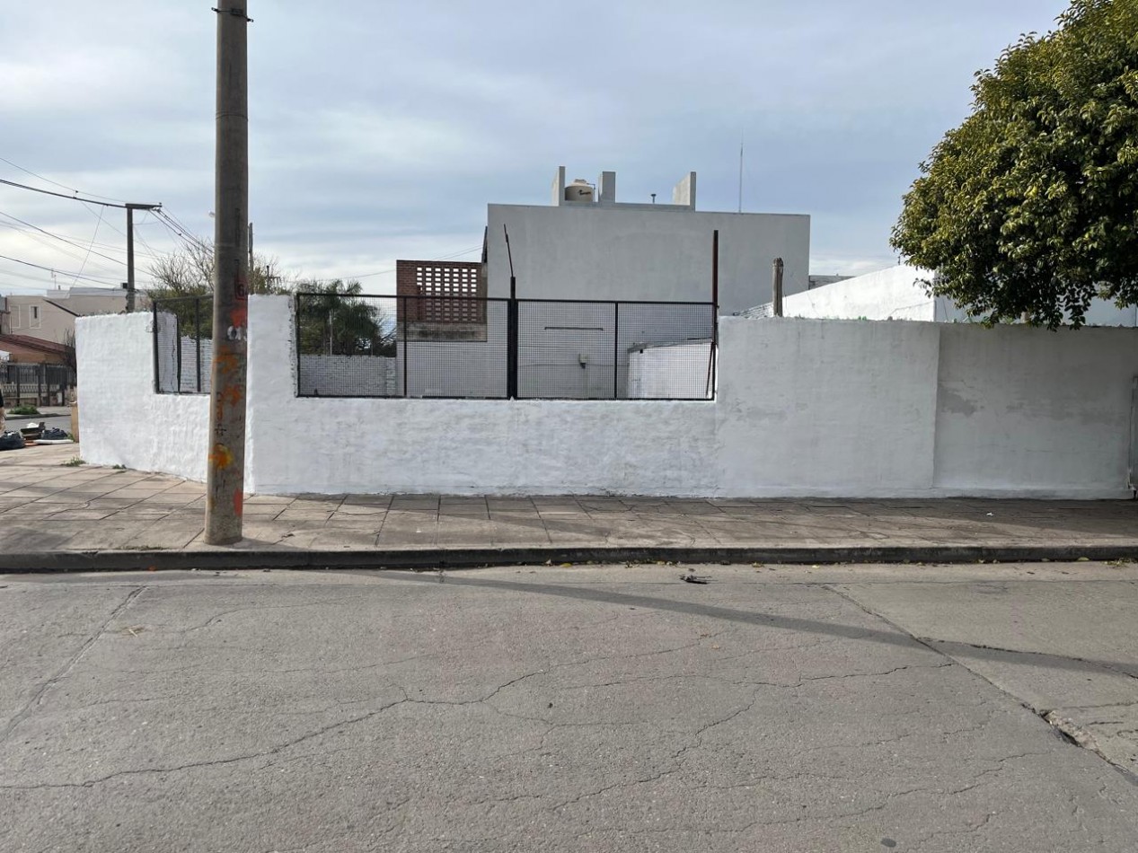 Matienzo ALQUILER terreno en esquina 300m2