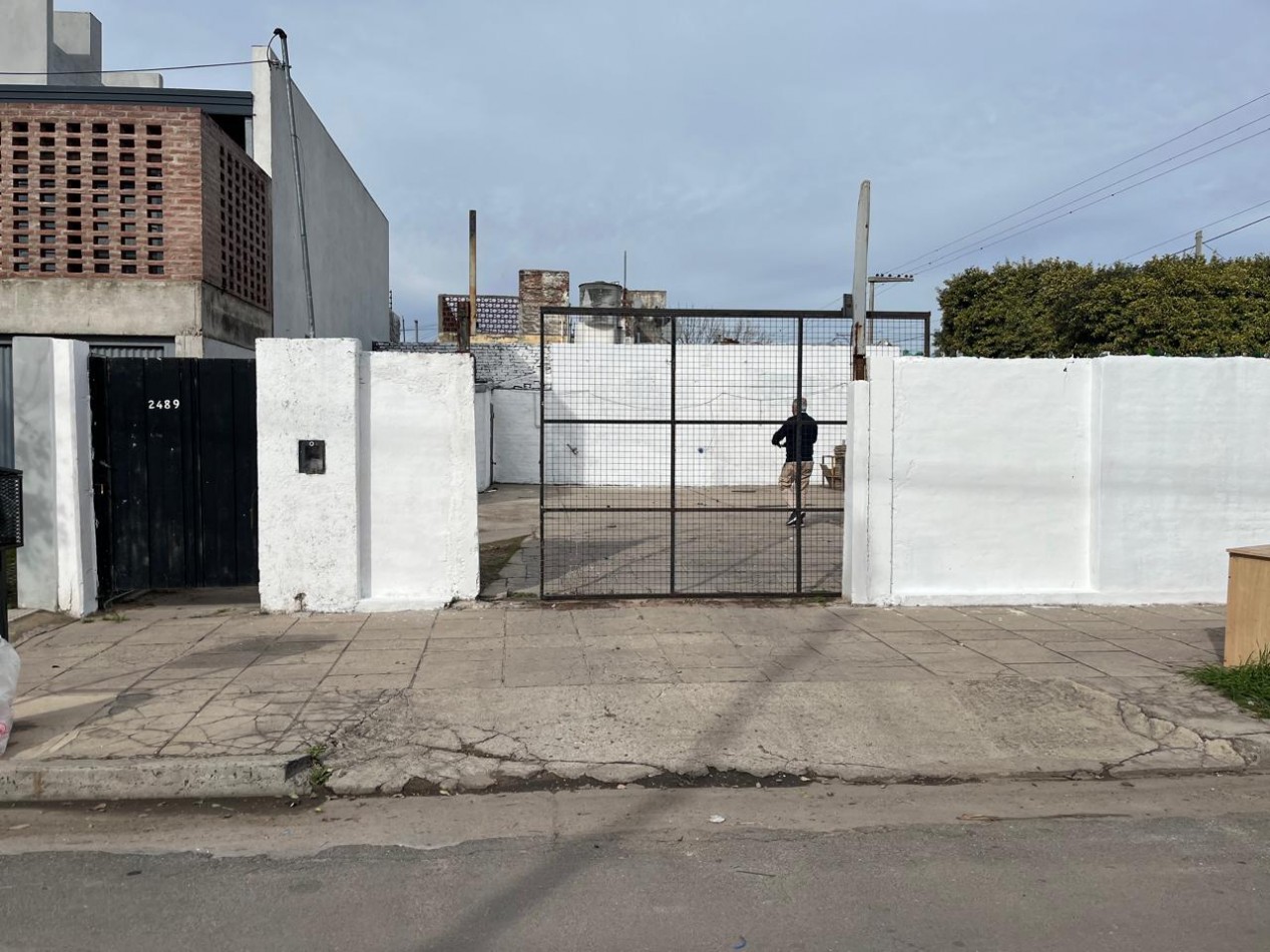 Matienzo ALQUILER terreno en esquina 300m2