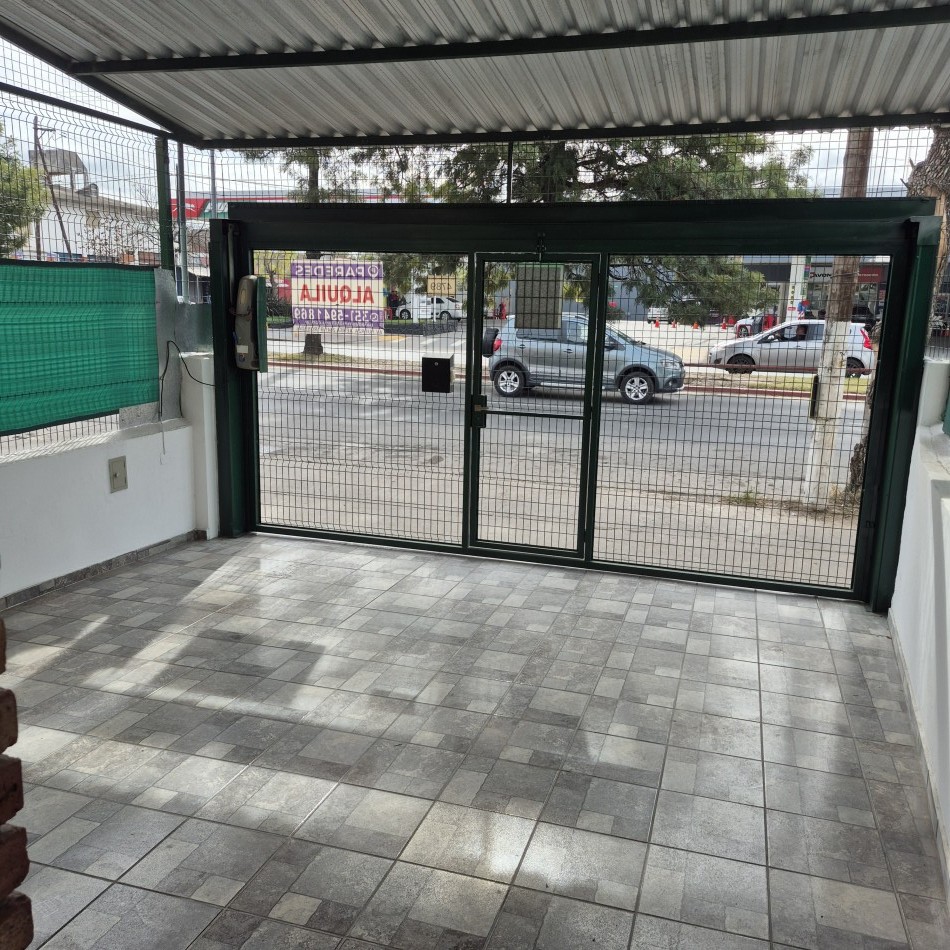 Alquiler sobre Av. Fuerza Aerea (ruta 20)