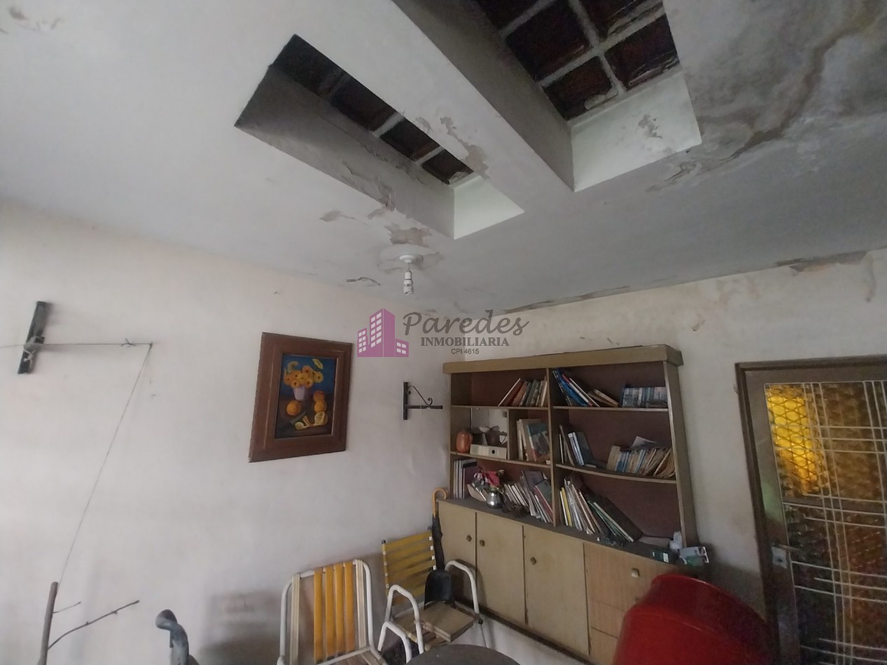 Los Naranjos casa en VENTA a refaccionar 4 dormitorios 