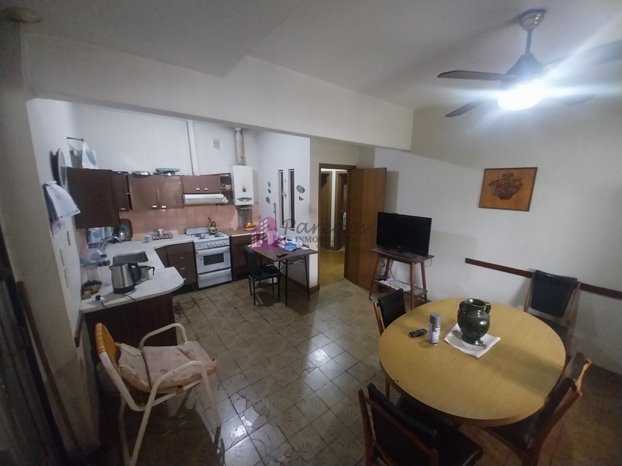 Los Naranjos casa en VENTA a refaccionar 4 dormitorios 