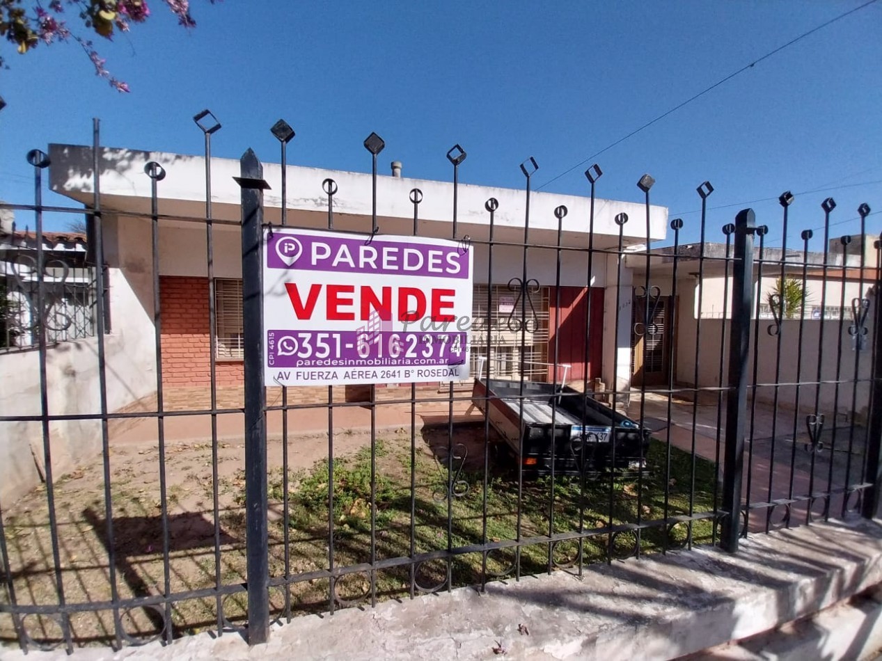 Los Naranjos casa en VENTA a refaccionar 4 dormitorios 