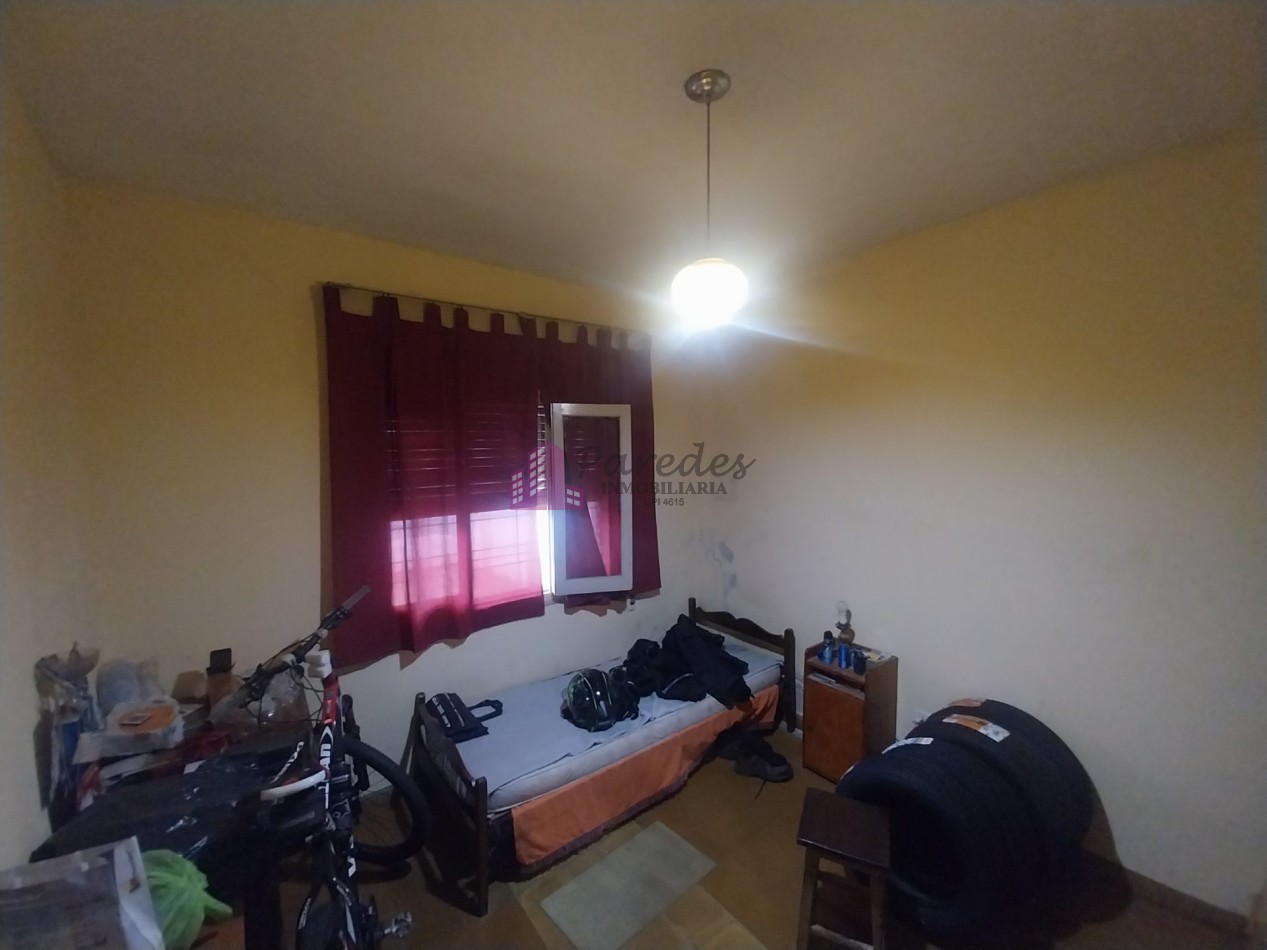 Los Naranjos casa en VENTA a refaccionar 4 dormitorios 