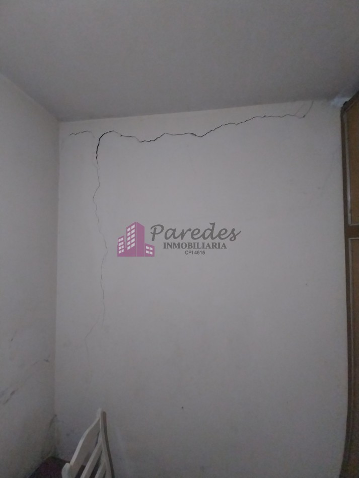 Los Naranjos casa en VENTA a refaccionar 4 dormitorios 
