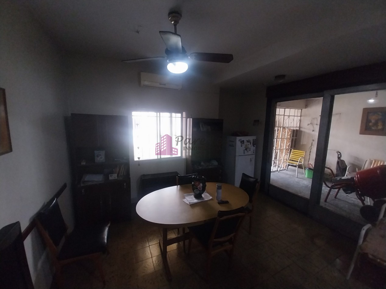 Los Naranjos casa en VENTA a refaccionar 4 dormitorios 