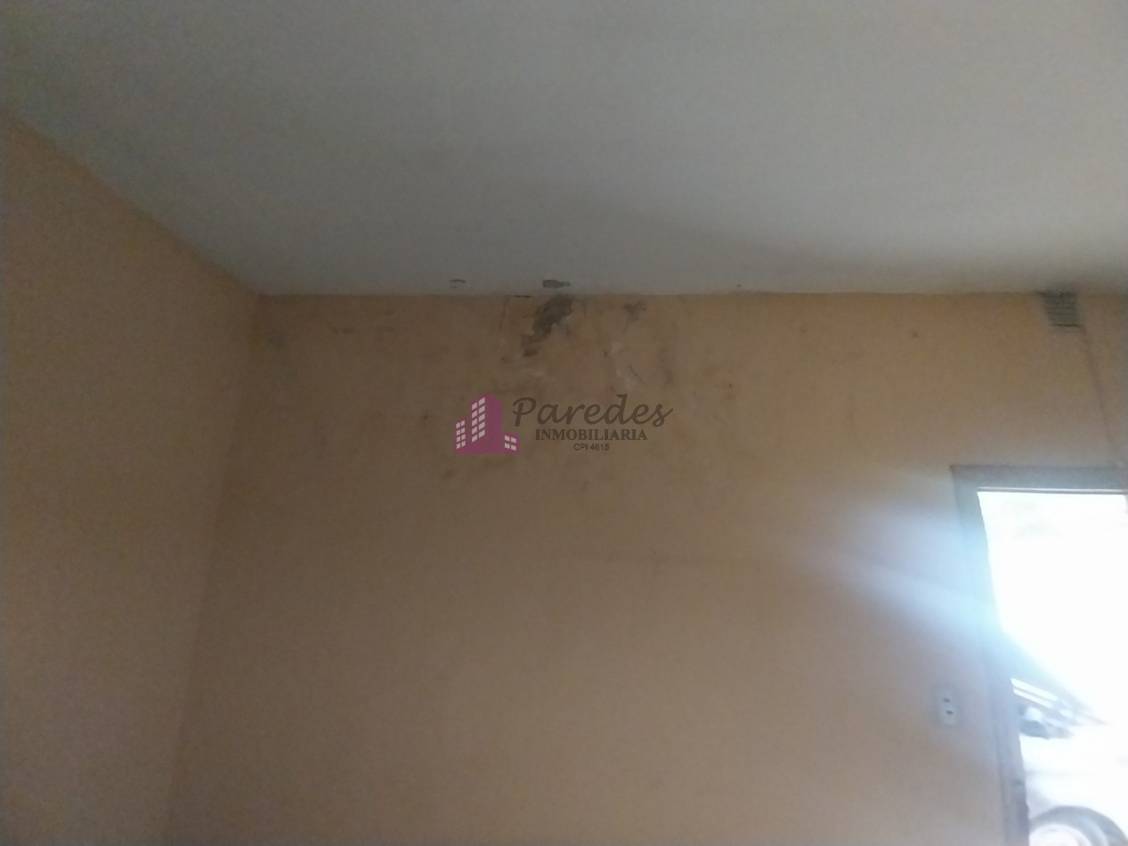 Los Naranjos casa en VENTA a refaccionar 4 dormitorios 