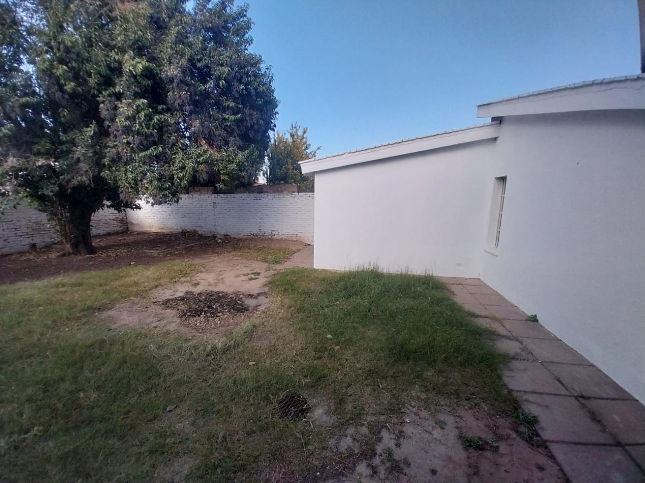 Los Platanos casa venta 2 dor zona Ruta 20