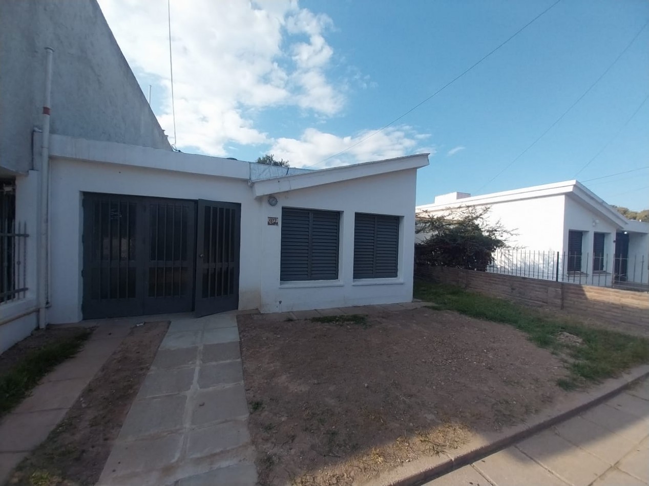 Los Platanos casa venta 2 dor zona Ruta 20