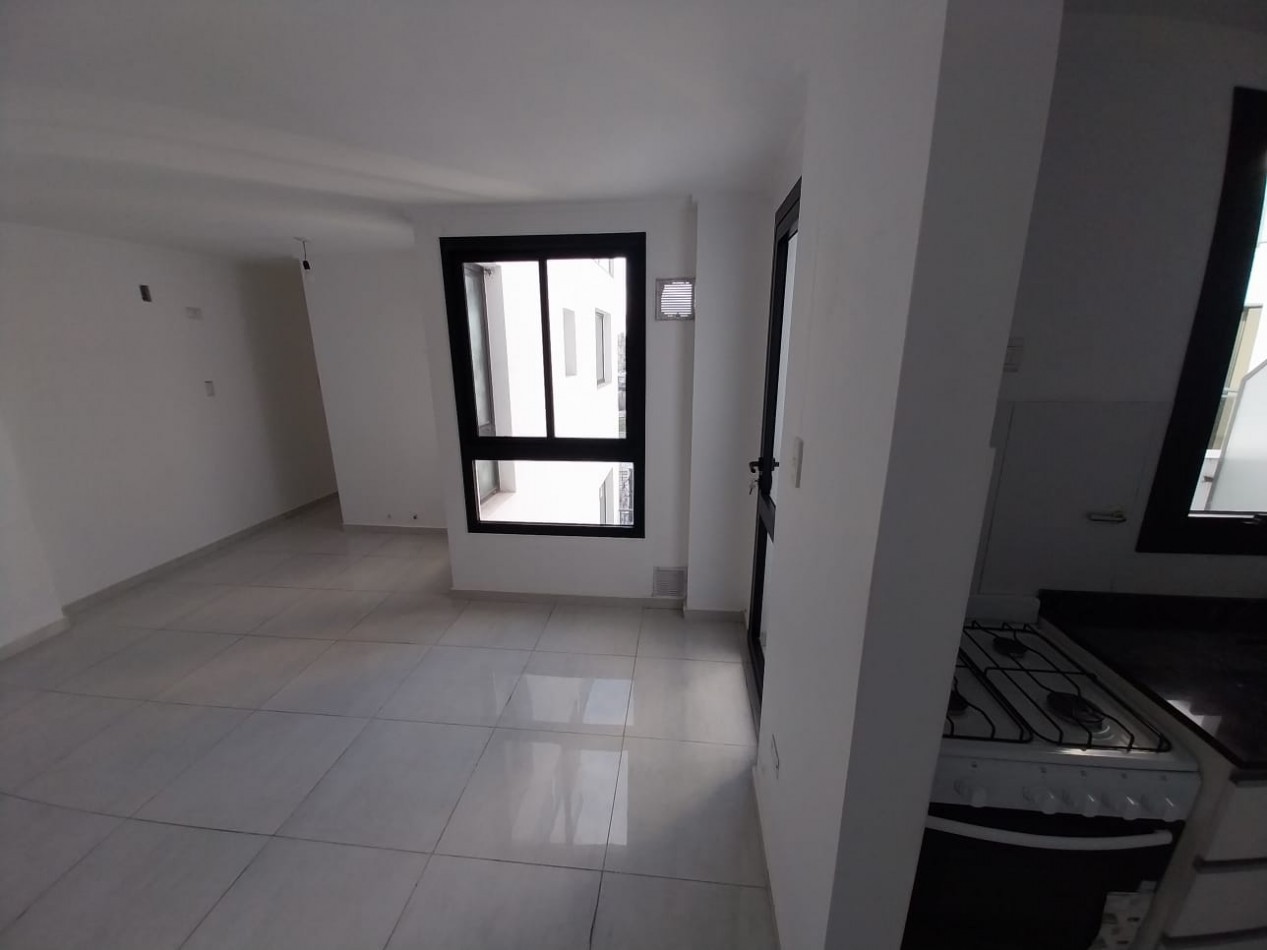 CENTRO departamento Alquiler 1dor sobre Avellaneda frente al Suquia